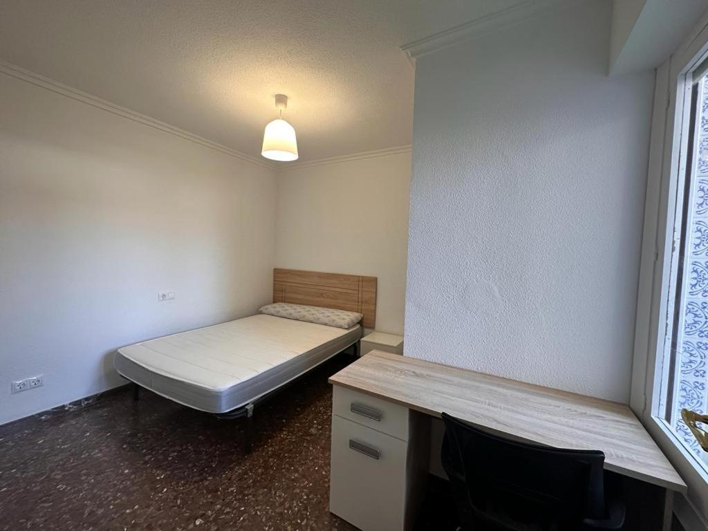 Piso 4 Dormitorios Centrico Con Gran Terraza San Juan  Kültér fotó