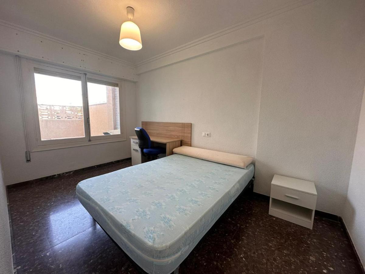 Piso 4 Dormitorios Centrico Con Gran Terraza San Juan  Kültér fotó