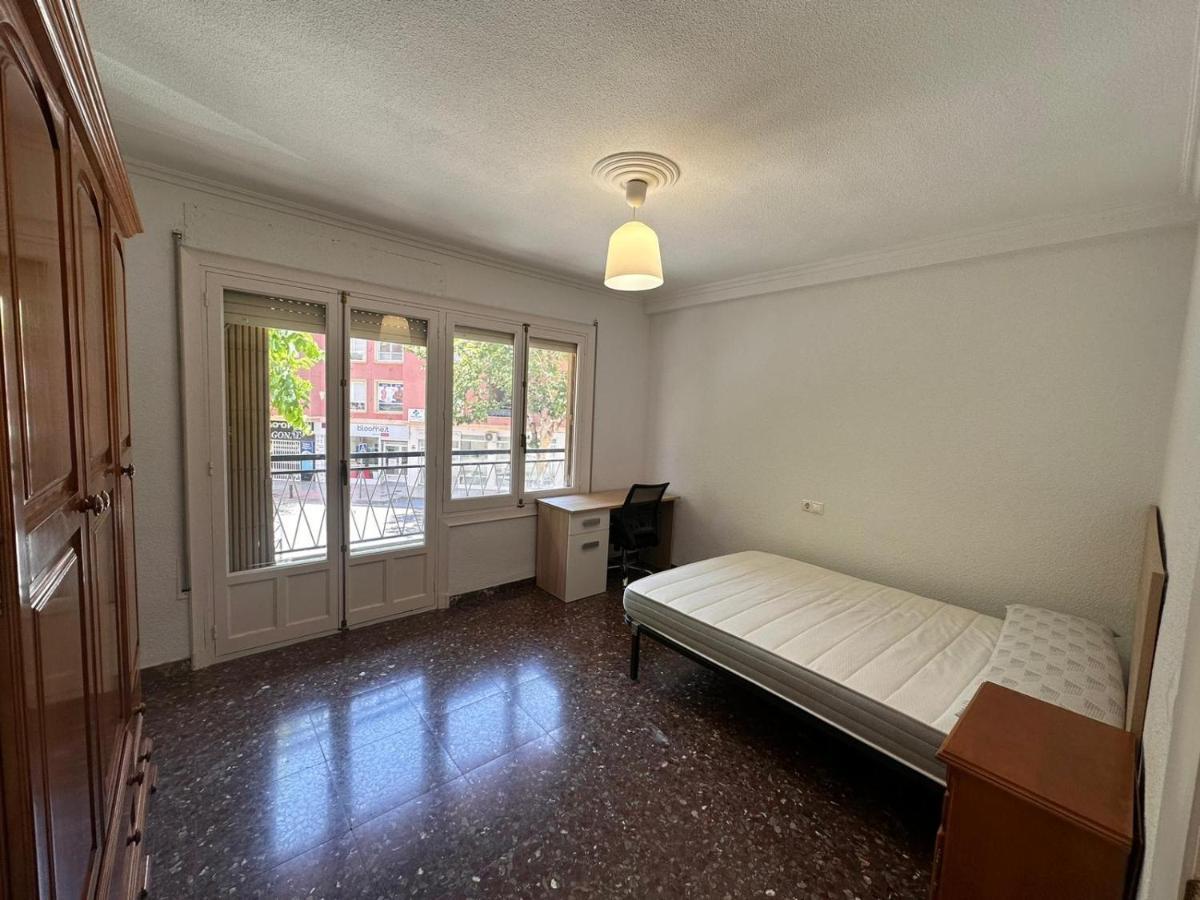 Piso 4 Dormitorios Centrico Con Gran Terraza San Juan  Kültér fotó