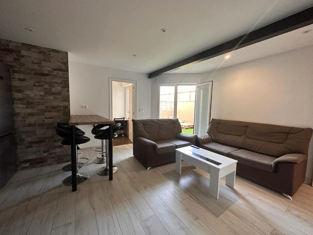 Piso 4 Dormitorios Centrico Con Gran Terraza San Juan  Kültér fotó