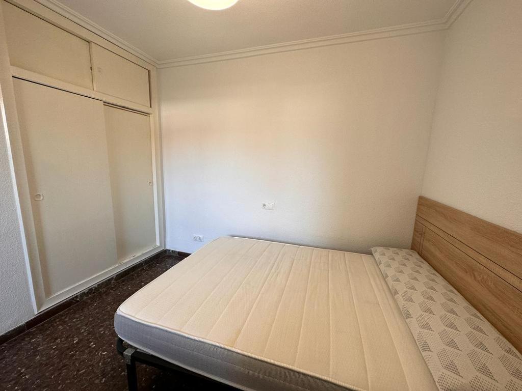 Piso 4 Dormitorios Centrico Con Gran Terraza San Juan  Kültér fotó